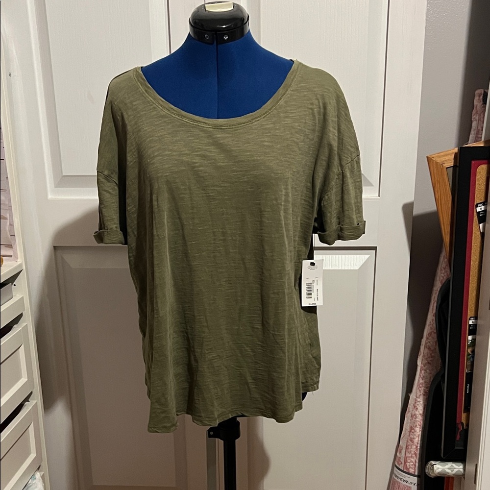 a.n.a Olive Short Sleeve Women's Tee